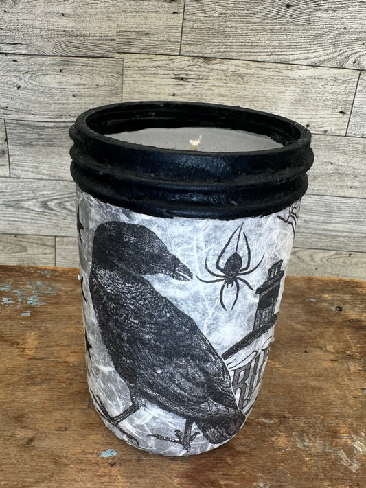 16 oz Halloween Candle with Crows
