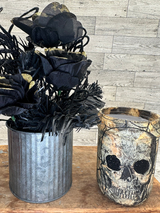 Halloween 14 oz Soy Wax Witches Brew Scented Candle w/Skull