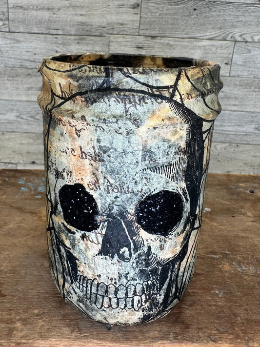 Halloween 14 oz Soy Wax Witches Brew Scented Candle w/Skull