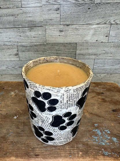 12 oz Soy Wax Vanilla Caramel Scented Candle w/Dog Prints