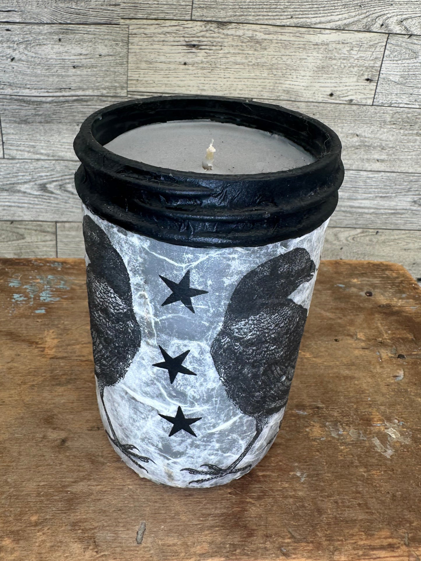 16 oz Halloween Candle with Crows