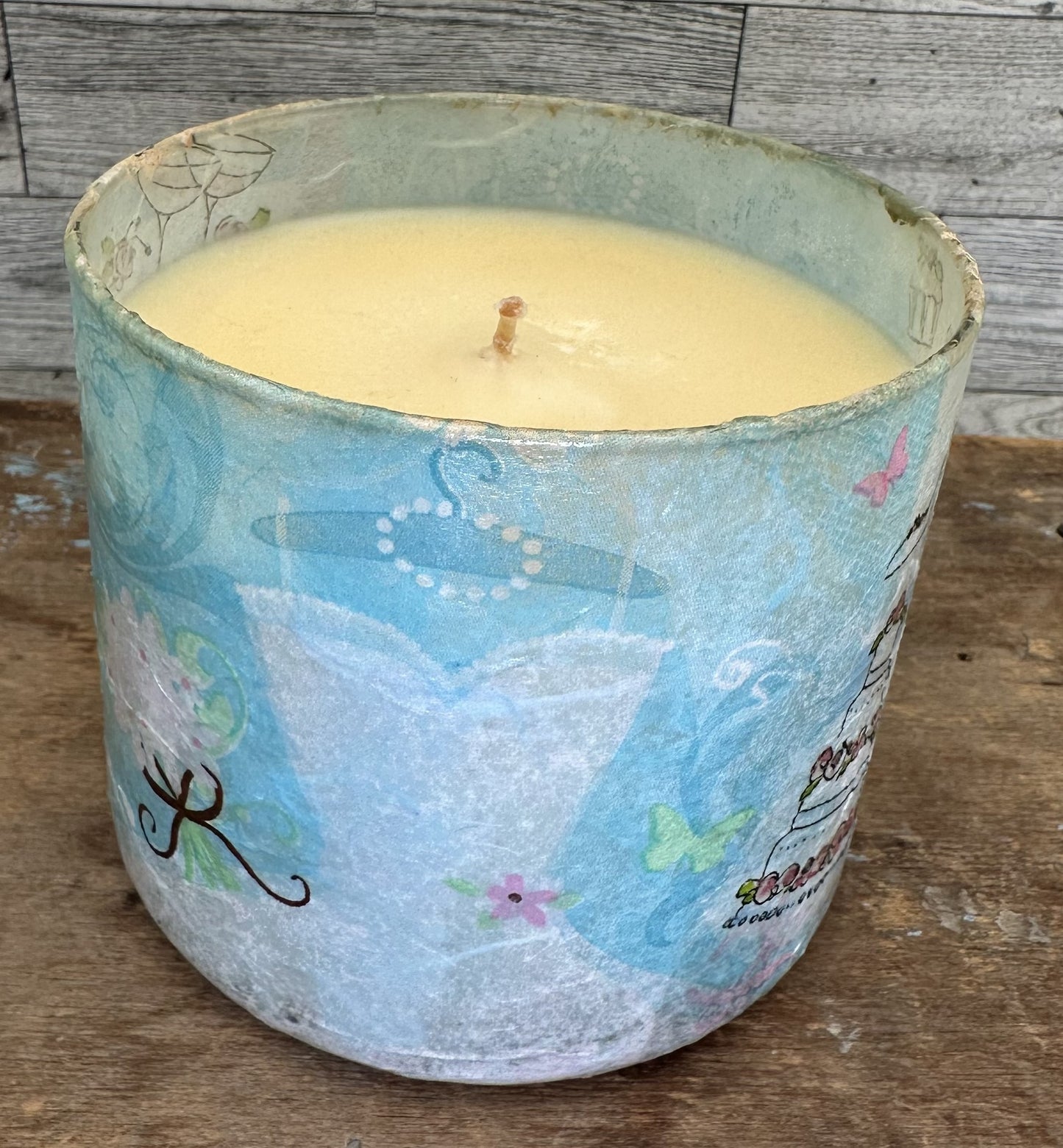 16 oz Buttercream Vanilla Candle - Wedding "Bride" Theme